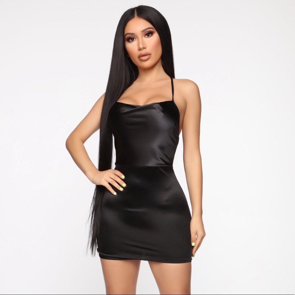Fashion Nova Coming out satin dress